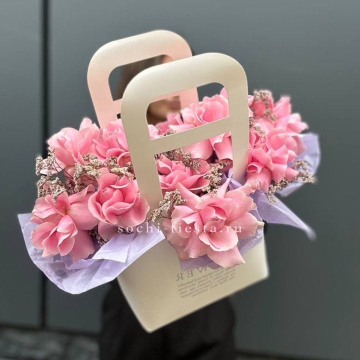 Сумочка розовых роз "Плинки" в Энгельсе