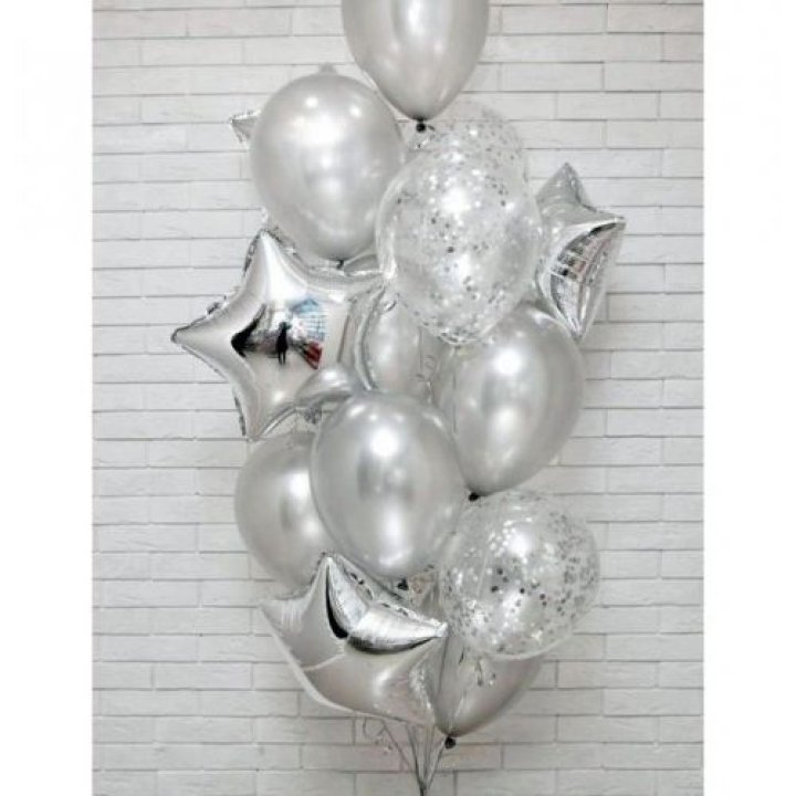 Фонтан шаров "Сильвер мун" в Энгельсе