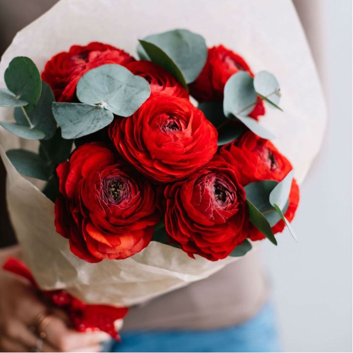 Букет ранункулюсов  в Энгельсе