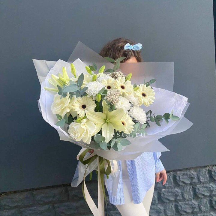 Букет с лилией и герберой в Энгельсе