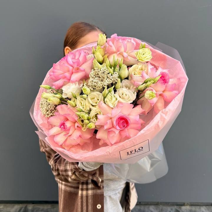 Букет "Розы с эустомой" в Энгельсе