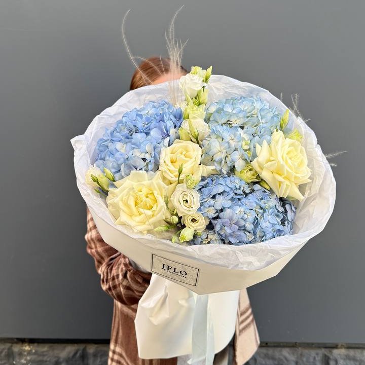 Букет "Глубина глаз" в Энгельсе