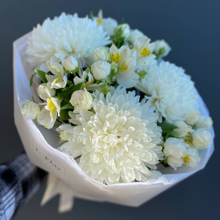 Букет из хризантем "Миранда" в Энгельсе