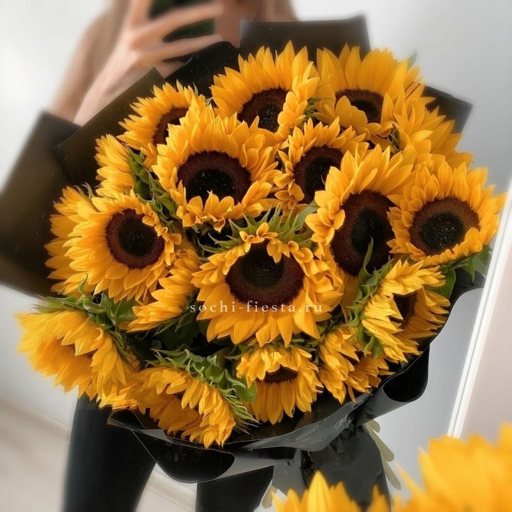 Букет подсолнухов "Гига" в Энгельсе