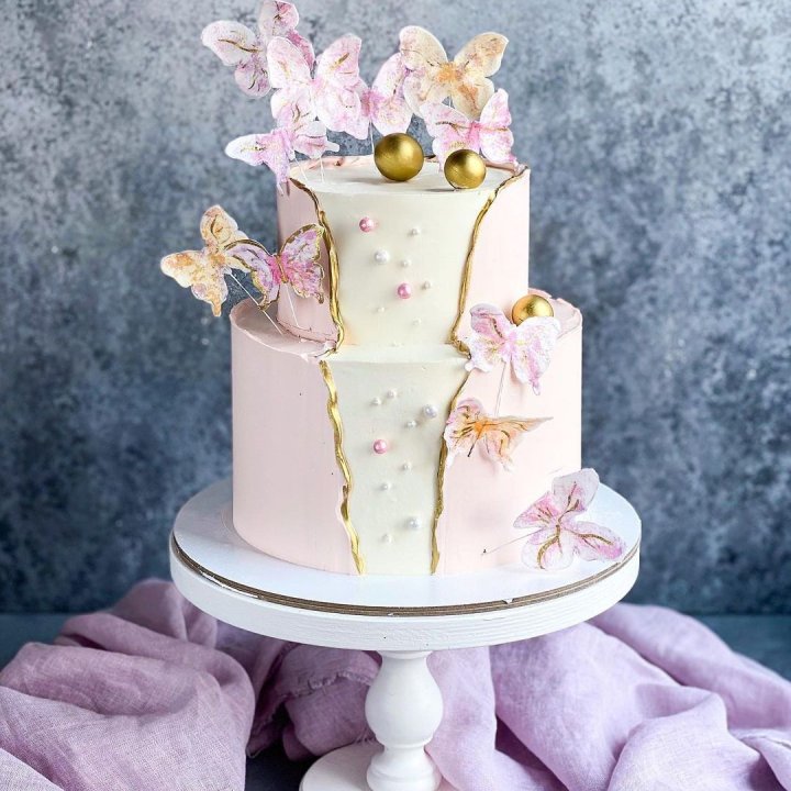 Торт "Бабочки в животе" в Энгельсе