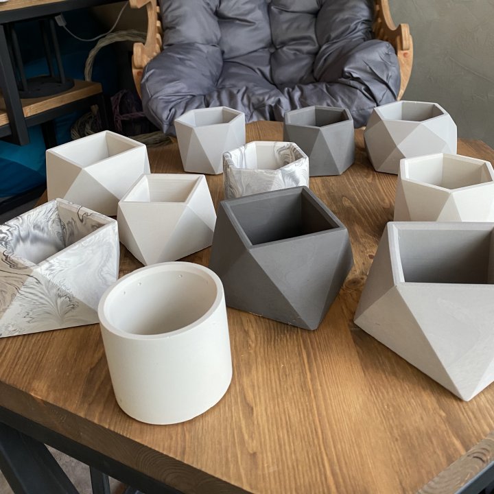 Дизайнерское кашпо в Энгельсе