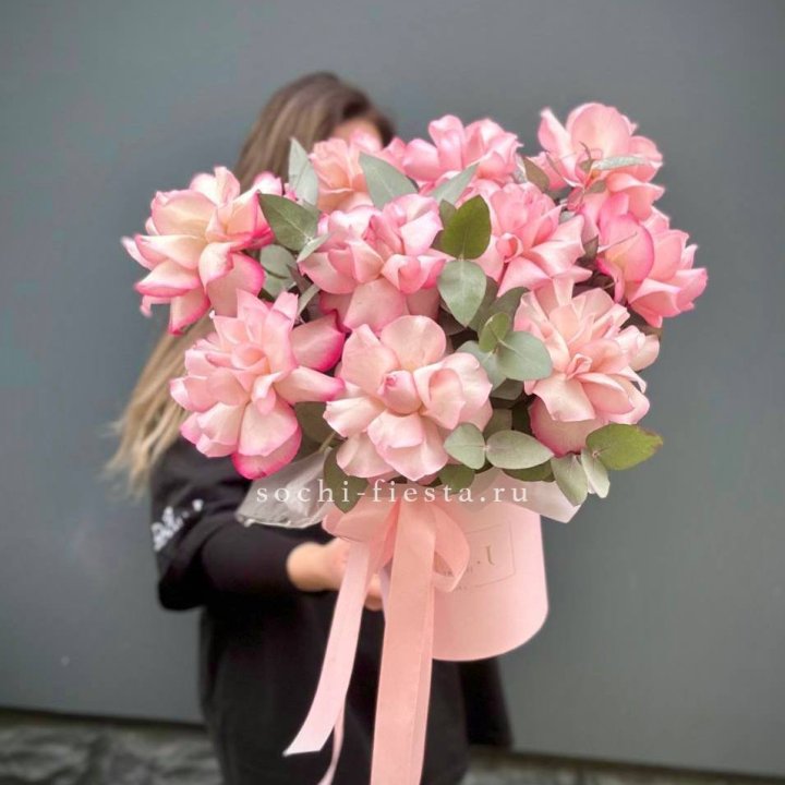 11 Фрунцузских роз "Венди" в Энгельсе