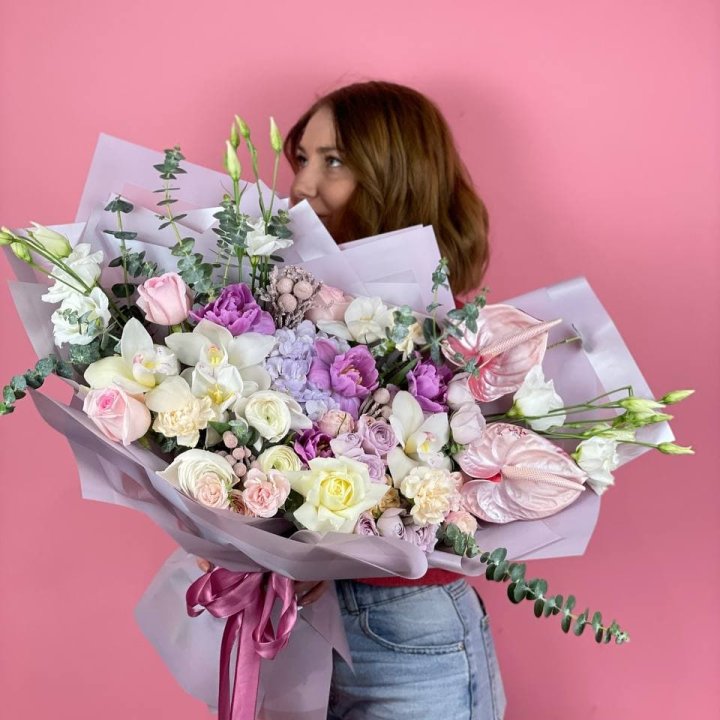 Дизайнерский букет "Вероника" в Энгельсе