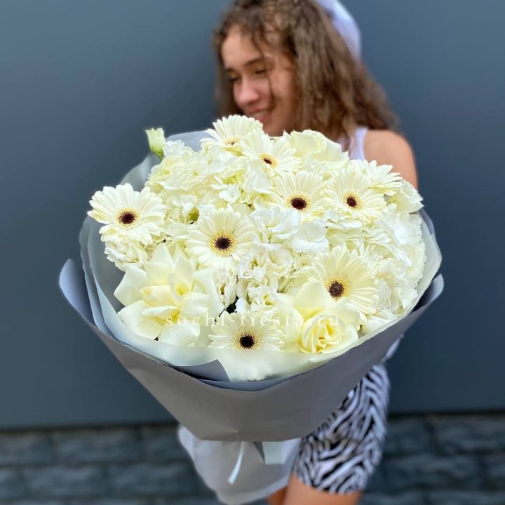  Букет "Вайт люксур" в Энгельсе