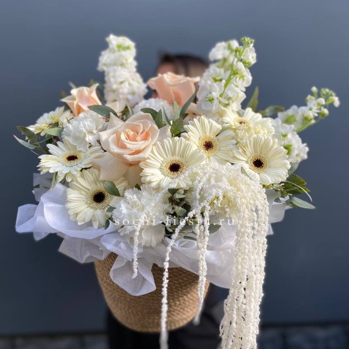 Цветы в джутовом кашпо "Валери" в Энгельсе