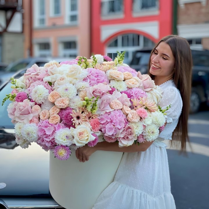 Дизайнерский цилиндр "Мелиса" в Энгельсе