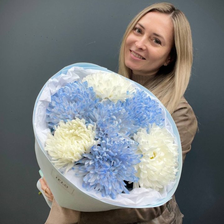 Букет из 7 хризантем  в Энгельсе