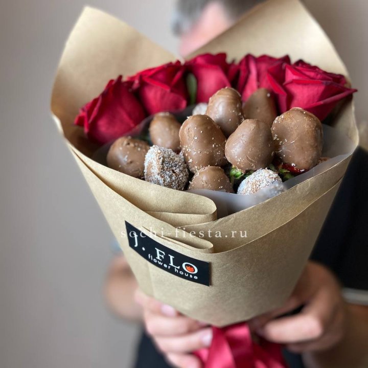 "Тандем с шоколадной клубникой" в Энгельсе