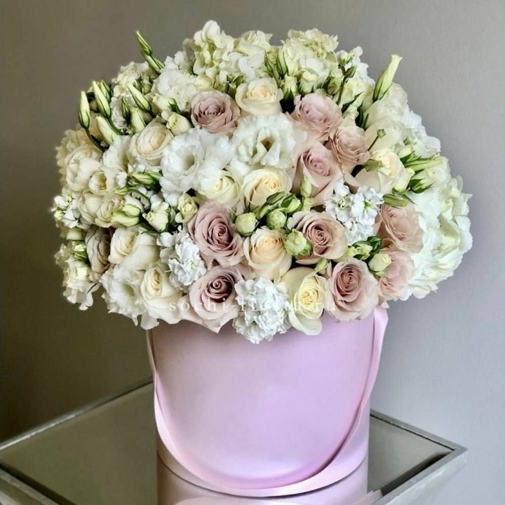 Цветочный бокс "Бриджит" в Энгельсе