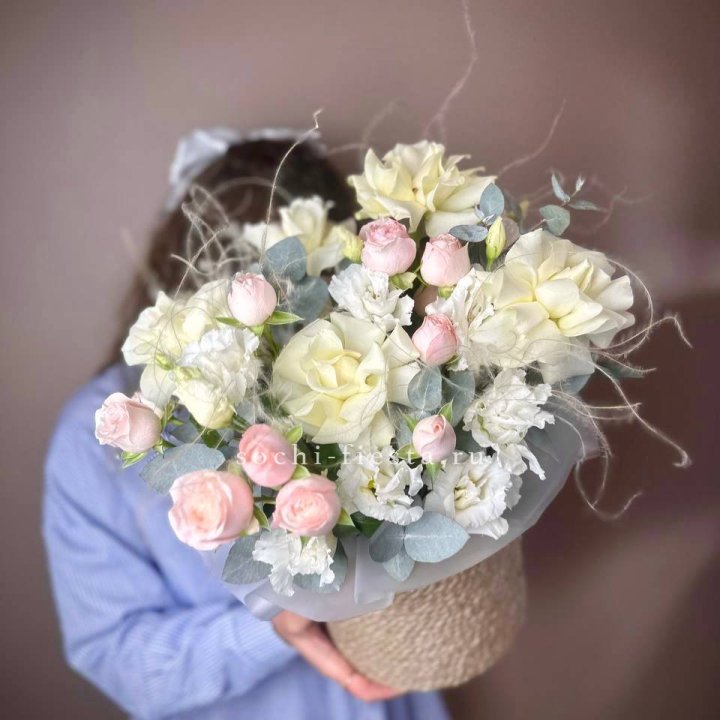 Авторский бокс "Милена" в джутовом кашпо в Энгельсе