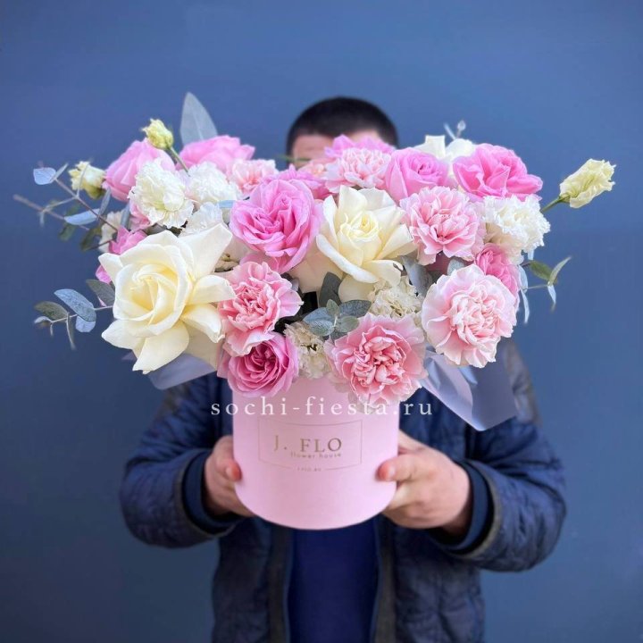 Цветочный бокс "Памела" в Энгельсе