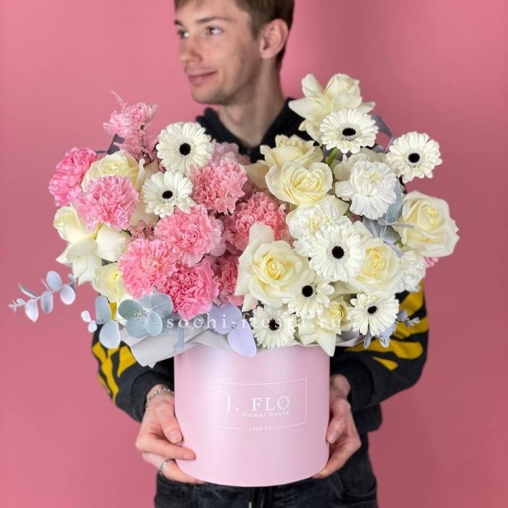 Дизайнерский бокс "Индира" в Энгельсе