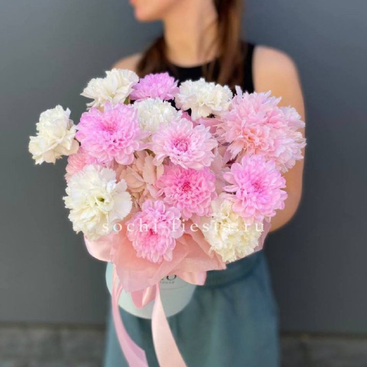 Коробка с цветами "Фиона" в Энгельсе