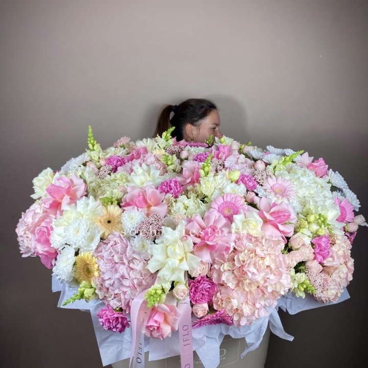 Корзина цветов «Рандеву» в Энгельсе