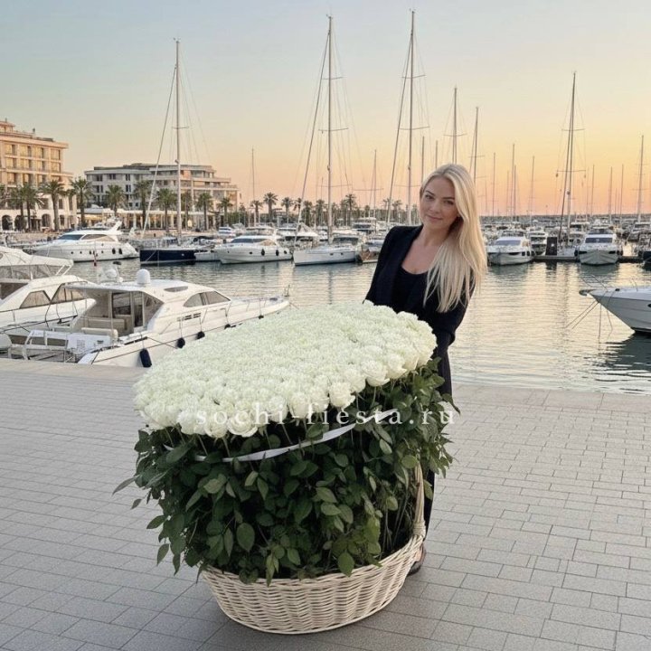 301 высокая роза в корзине в Энгельсе