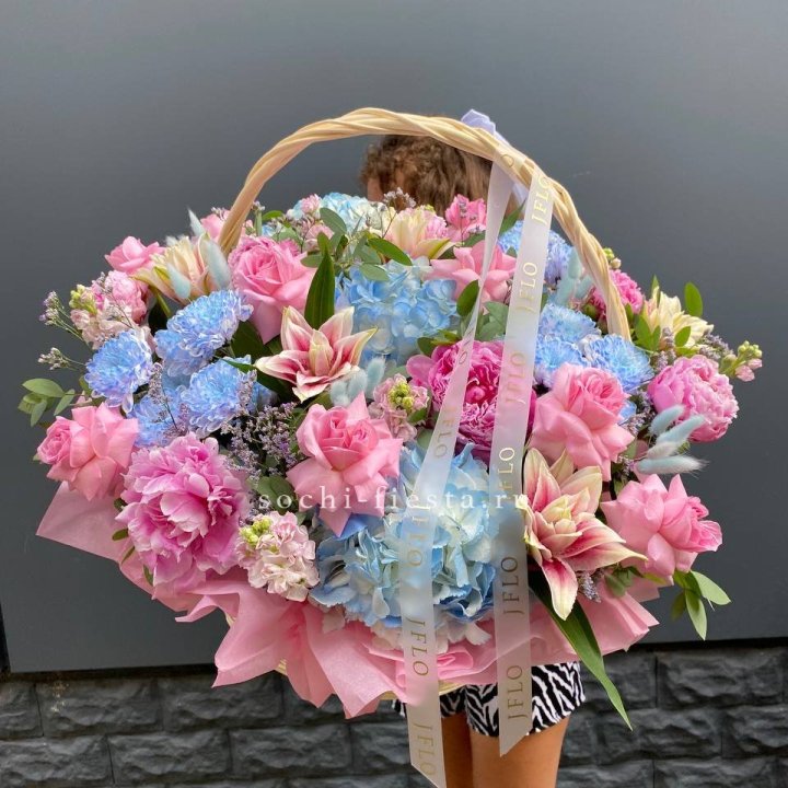 Яркая корзина "Летнее настроение" в Энгельсе