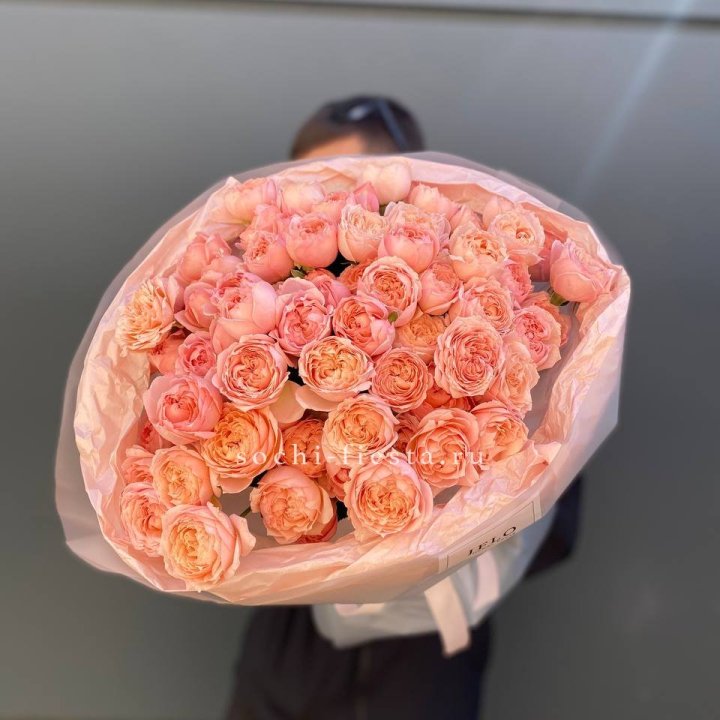 Букет из 21 пионовидной розы Джульетта в Энгельсе