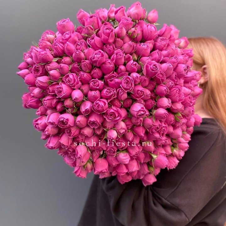 101 пионовидная Мисти Баблс в Энгельсе