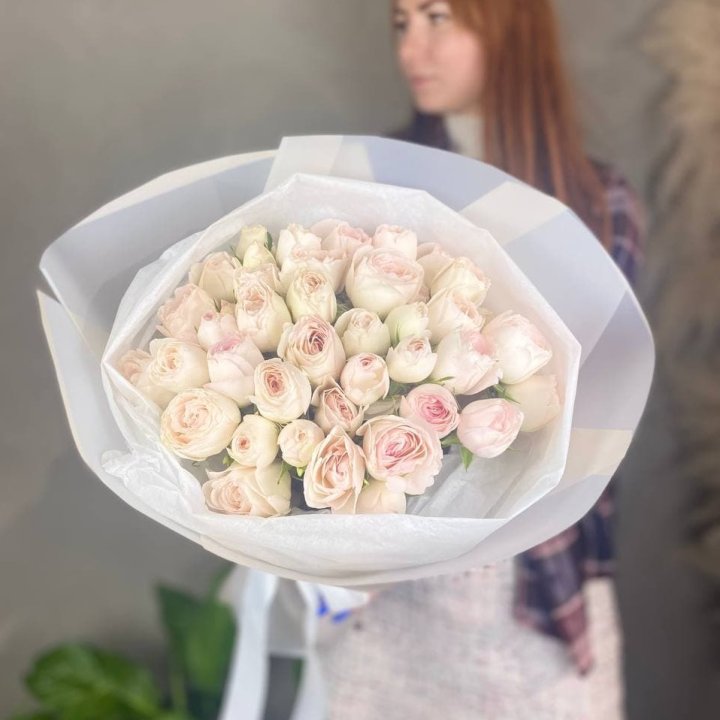 Букет кустовых роз в Энгельсе