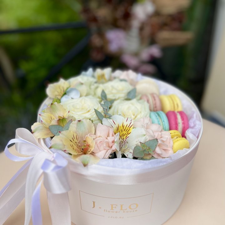 Цветочный бокс "Ника" в Энгельсе