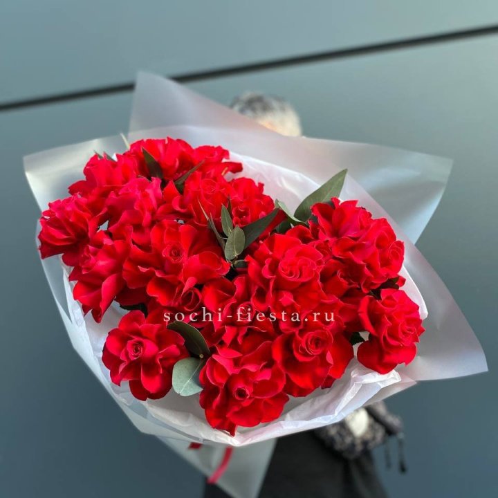 21 Красная французская роза в Энгельсе