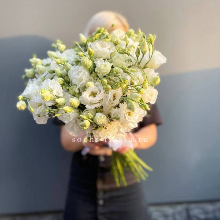 Букет эустом под ленту  в Энгельсе