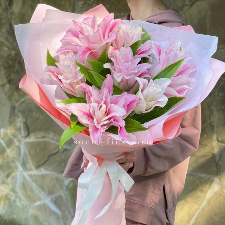 Букет пионовидных лилий №2 в Энгельсе