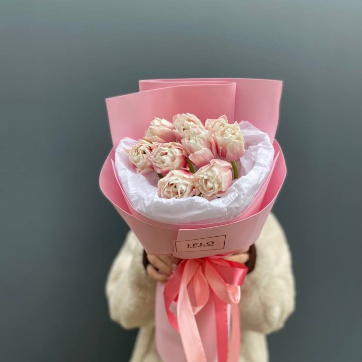 9 нежных тюльпанов в Энгельсе