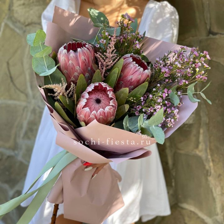 Букет из протеи "Клеопатра"  в Энгельсе