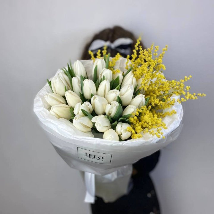 Дуо тюльпан и мимоза в Энгельсе