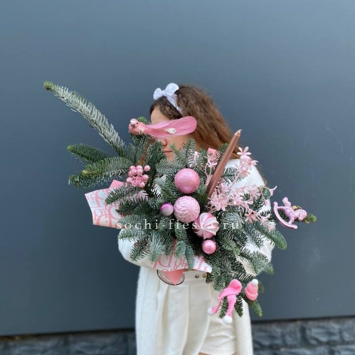 Композиция бокал розовый в Энгельсе