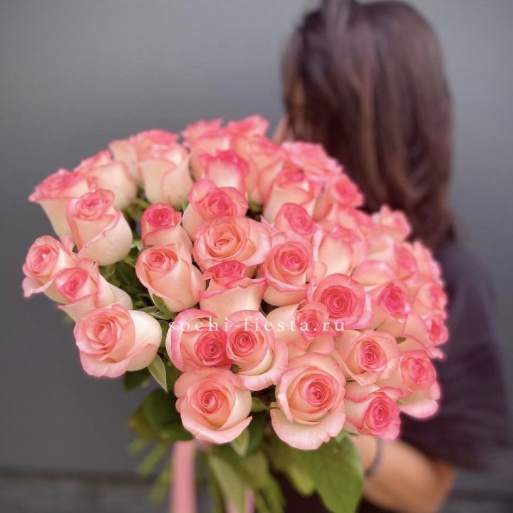 Охапка Роз Джумилия в Энгельсе
