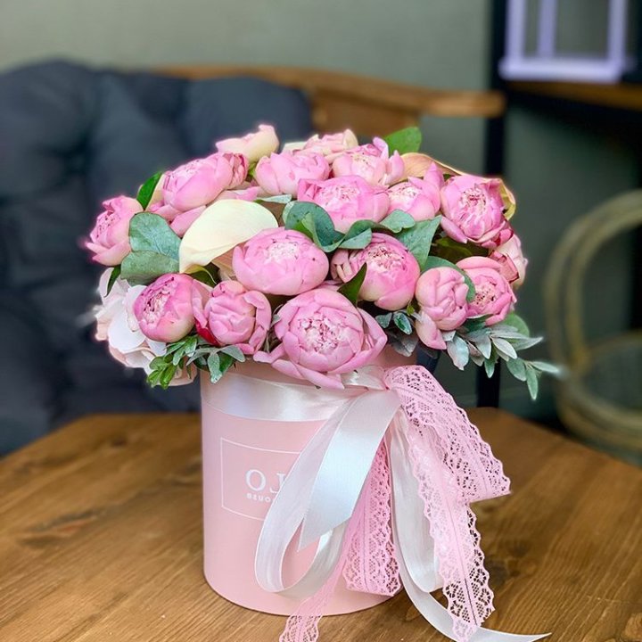 Композиция с пионами №1 в Энгельсе