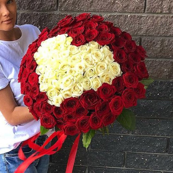 101 роза "Сердце" в Энгельсе