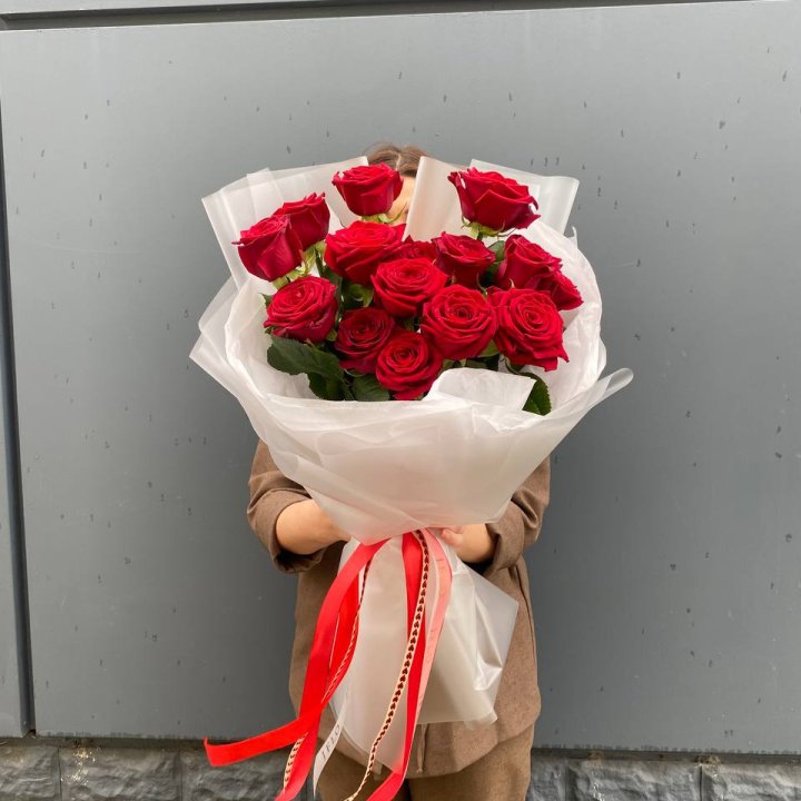 15 высоких роз  в Энгельсе