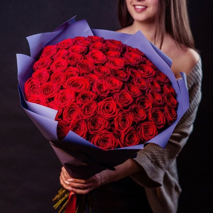 71 красная роза в Энгельсе