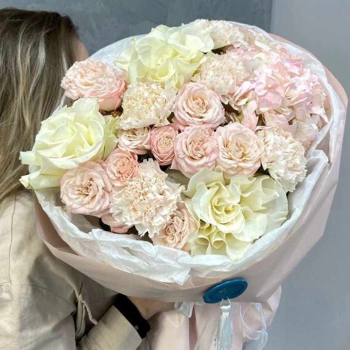 Дизайнерский букет "Джентел" в Энгельсе