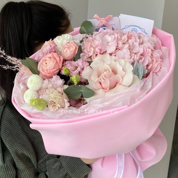 Авторский букет "Пинки" в Энгельсе