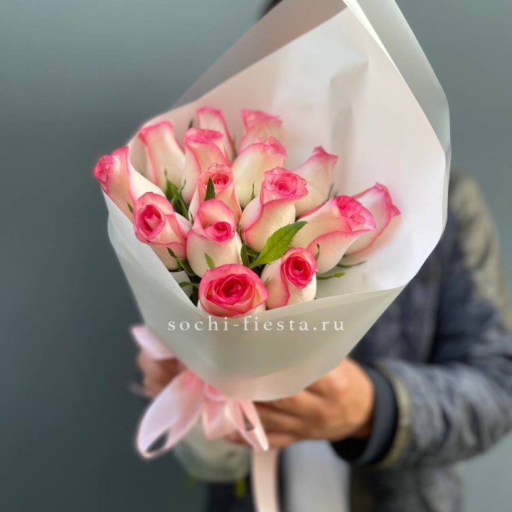 15 роз "Джумилия" в Энгельсе