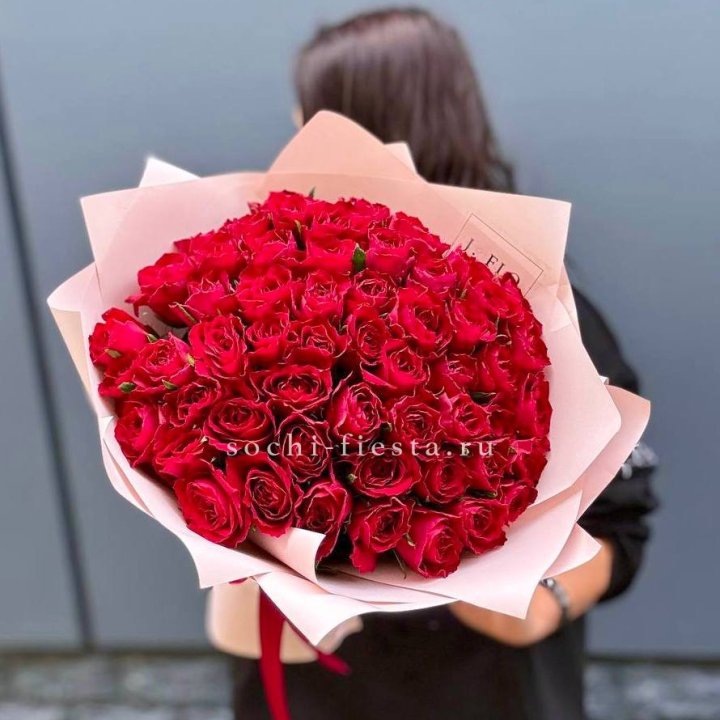 55 кенийских роз в Энгельсе