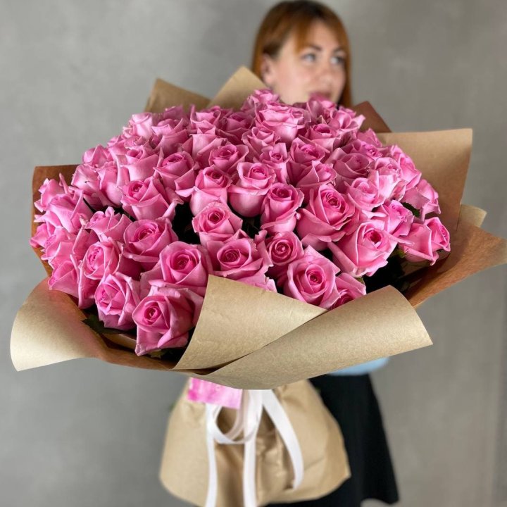 101 розовая роза в Энгельсе