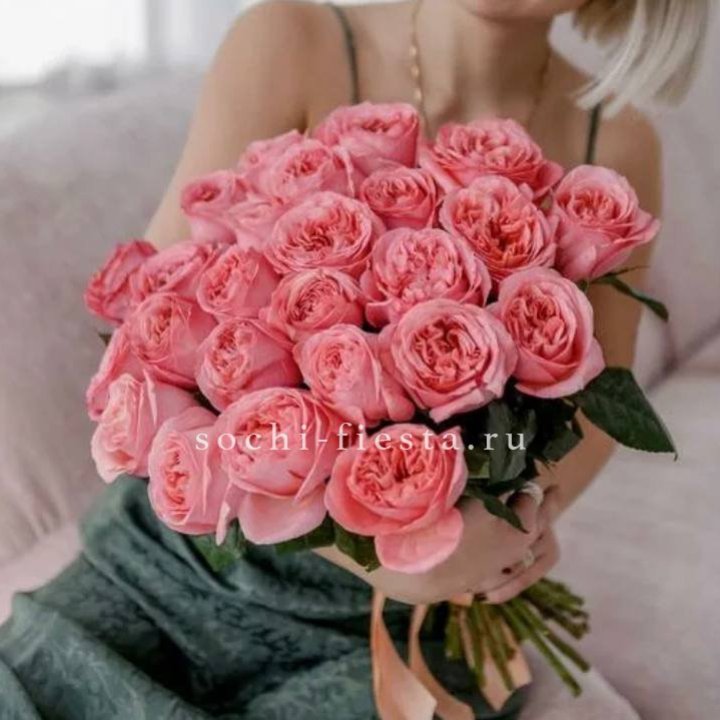 25 Пинк экспрешен  в Энгельсе