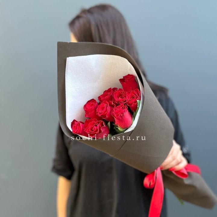 9 красных роз в фоамиране в Энгельсе