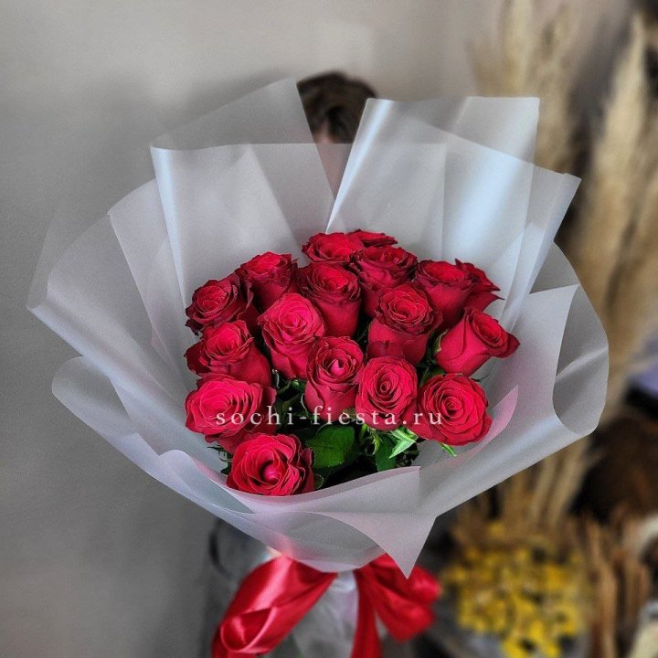 17 красных роз "Нет времени ждать" в Энгельсе