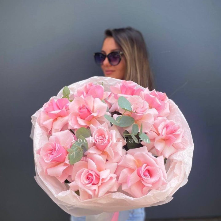 Букет роз "Минифу" в Энгельсе